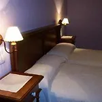 El Molin De Petra Country house Valbucar